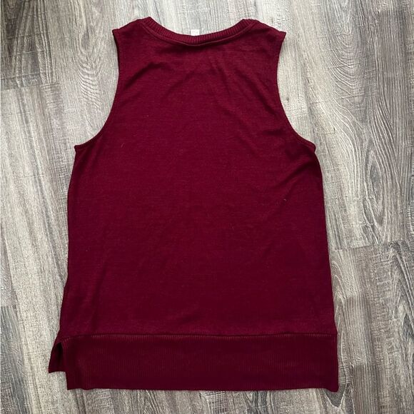 A New Day Sleeveless Top - Medium - Picture 4 of 8